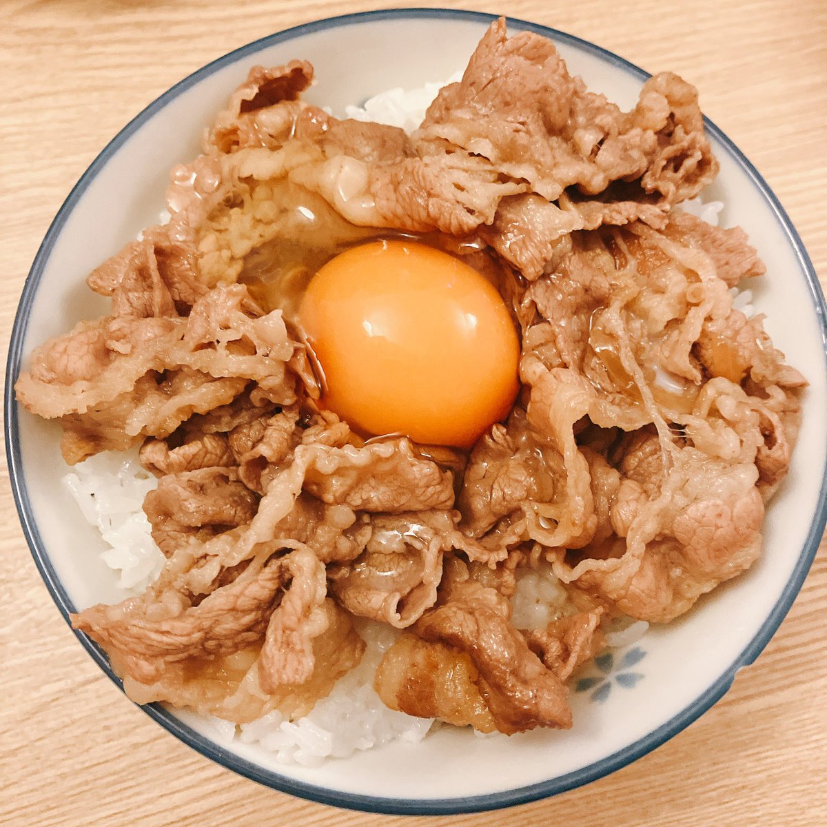 nikudango_1's tweet photo. ばんごはん https://t.co/P7QdrcHOC9