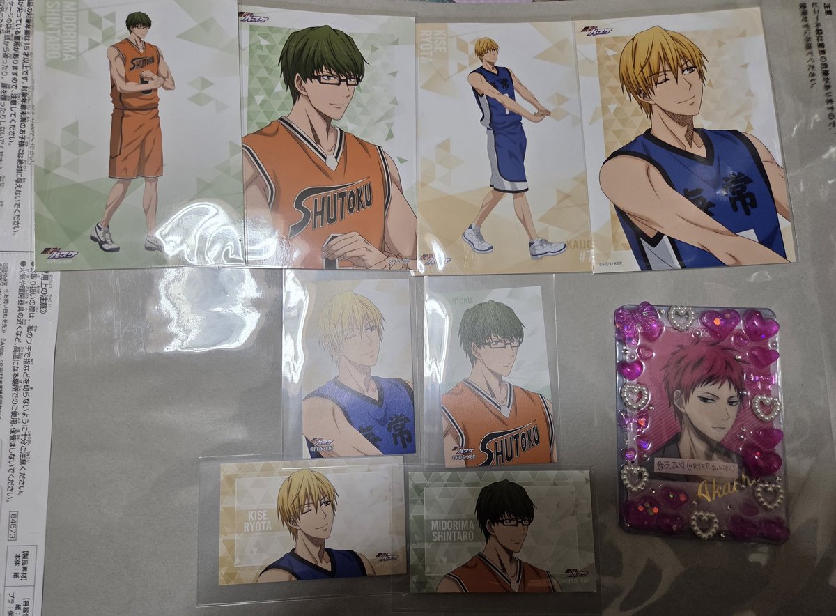 HRYEF_sukipi's tweet photo. [交換/譲渡]黒子のバスケ  黒バス ロフト 歩み 渋谷 モディ タロット
譲)画像1,2
求)画像3(タロット風カード:赤司)
お値段が違うため、2:1+差額精算等で考えております。
異種で大変難しいかと思いますが、お心当たりのある方がおられましたらよろしくお願い致します🙇‍♂️ https://t.co/sUlW3DpYw1