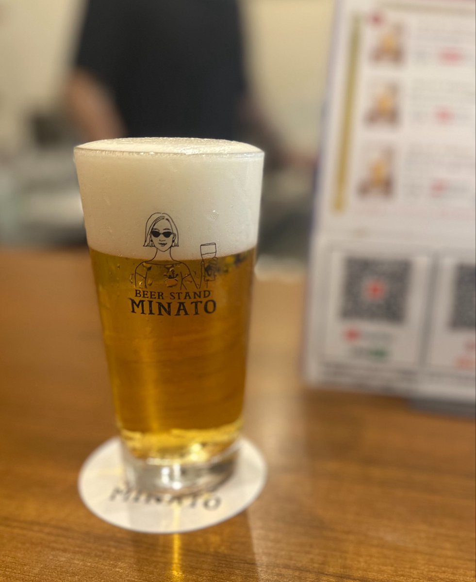 GamiQing's tweet photo. 大船は良い街。大好きなビアスタンドに久しぶりに来られて嬉しい。スイングカランで日本のドラフトビアを注ぎ分けしてくれる良店。 https://t.co/xRfihLm7iW