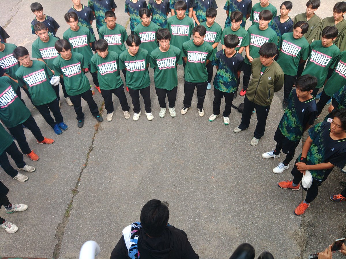 tsuneyuki_m's tweet photo. 6/8
インハイ予選団体戦

施術ベッドを準備して
選手の身体のケアと心のケア

選手全員にスラックバンド

やれる事は全てやる

昌平に関わって２年半
１回も勝てなんて言った事無いけど

３番手のお前が勝ってインハイ決めろ！

初めて気合い入れる事を言った

ライバル校が競ってると https://t.co/Eyr8nzbaFp