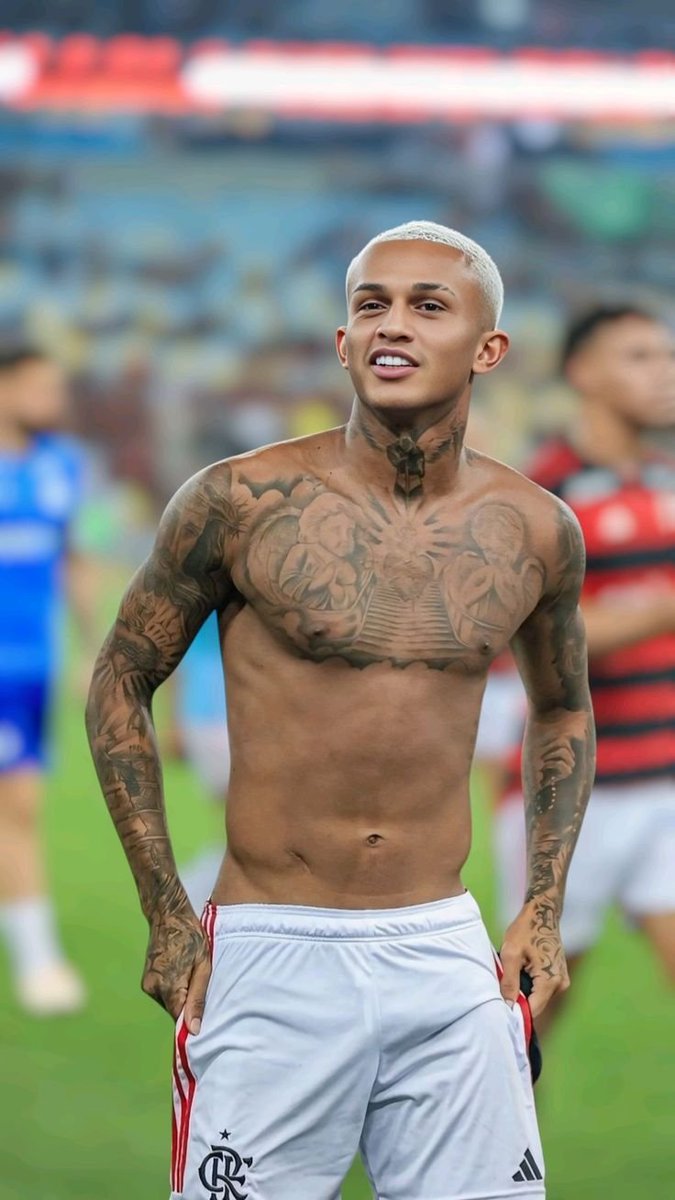 sitepopmais's tweet photo. Wesley França foi cortado da Copa do Mundo após lesão muscular na coxa esquerda. https://t.co/2IUyw3FzKm