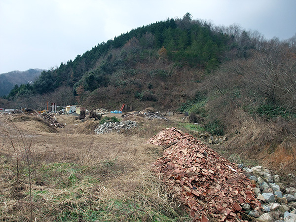 ohohnyan's tweet photo. 尼子陣所跡（島根県美郷町）

天文９年（1540）尼子詮久による吉田郡山城の毛利を攻めでは５ヶ月かけても城は落とせず、翌年１月に撤退を開始。
厳冬の中、退却戦は熾烈を極め、この陣所で敗走兵をまとめ江川を渡河し出雲へ撤退した。

#島根県 #美郷町 #城跡 #尼子 https://t.co/VKA5b7q4de