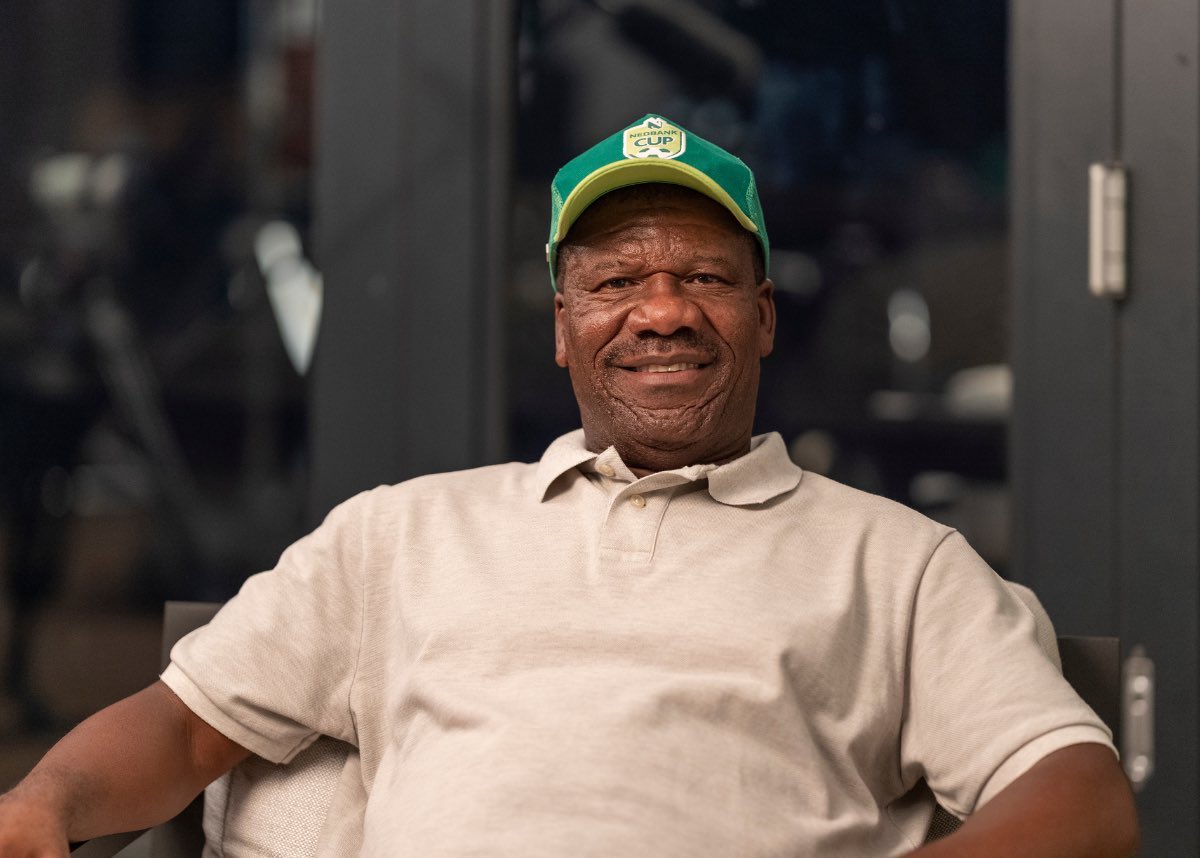 NunguSompisi's tweet photo. The face of “I hate corruption in our football” 

Respect the legend 👏🏼😇😎 https://t.co/5P7awgpy6n