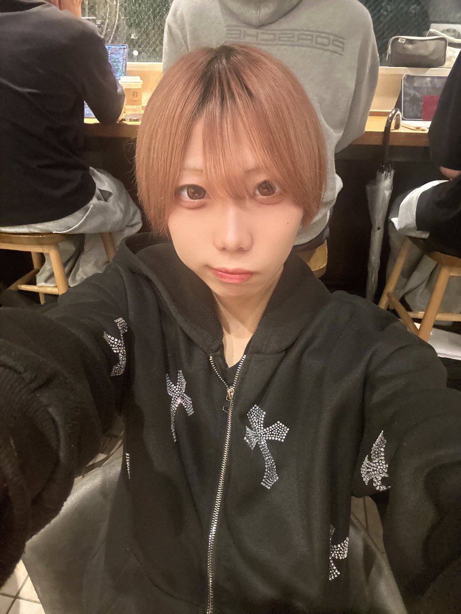 chami_dd's tweet photo. 黒コン卒業できそうかも
 #自撮り界隈 https://t.co/jqvRcqllxl