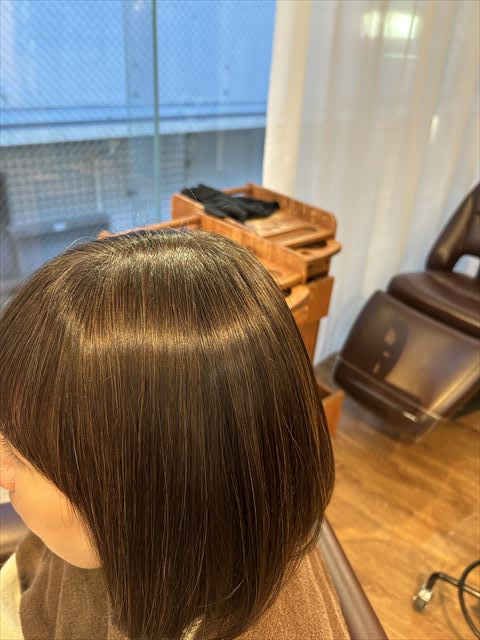 privatesalon_yu's tweet photo. 「髪の癖が気になるなぁ～・・・」

とお悩みなら荻窪の美容院プライベートサロンyouの
髪質改善美髪ストレートを

荻窪や西荻窪、吉祥寺だけでなく都内や遠方のお客様も大歓迎

ラインで予約OK
まずはHPを
https://t.co/R0UlF3nxCZ
#縮毛矯正 
#荻窪美容院
#サッカーママ
#髪質改善
#oggiotto
#艶髪 https://t.co/84GpfRdeq5