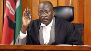 NLM_Magazine's tweet photo. High Court Judge Eric Ogola outlining the case presented by former Deputy President Rigathi #Gachagua challenging the constitutionality of his impeachment by both the National Assembly and Senate and the selection of Prof Kithure #Kindiki as his successor. https://t.co/rsXYNObblT