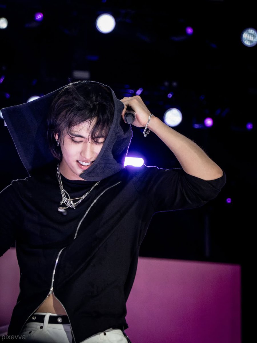 Han pics tweet media