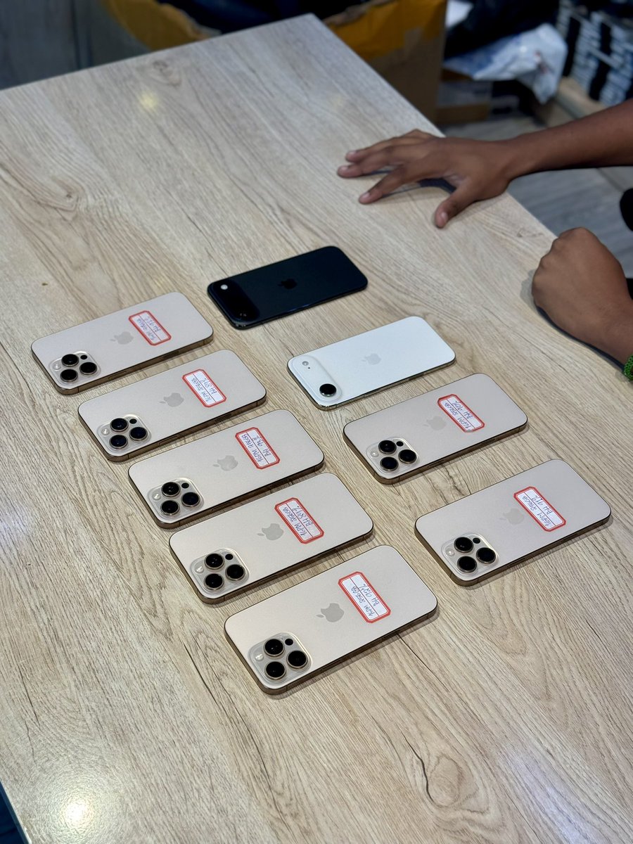 Makaveli_255's tweet photo. Used iPhone 16 Pro Max available
Battery-89%-2,100,000
Battery-89%-2,100,000
Battery-93%-2,150,000
Battery-92%-2,150,000
Battery-92%-2,150,000
Battery-90%-2,150,000
Battery-92%-2,150,00

iPhone 17 Air
255Gb-2,300,000
Battery-100%

☎️0652795468 https://t.co/TjSrxALZPE