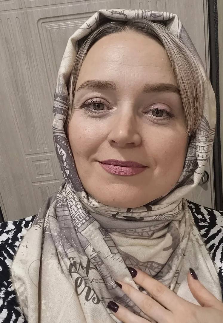 Esra tweet media