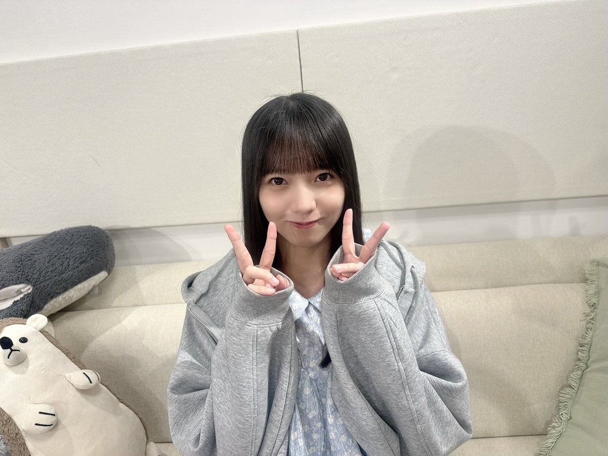 乃木坂46 tweet media