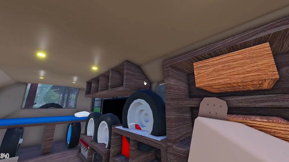HuevardT's tweet photo. Prueba este juego de Roblox 🎊

Deberás viajar lo más que puedas y sobrevivir a desastres naturales y biomas distintos, reparando tu furgoneta y cuidando tu salud y energía...

👥Hasta 8 jugadores
Game:https://t.co/cPPkSiX9Z1

#Roblox #RobloxDev https://t.co/qw6SVOr4OM