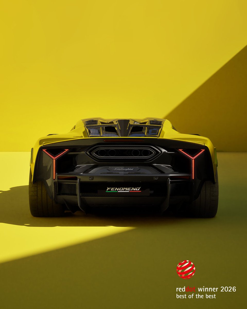 Lamborghini tweet media