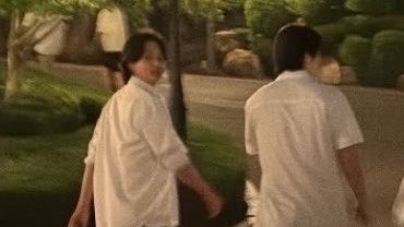 toyousvteen's tweet photo. coupjeong lowkey 😌😌😌😌😌😌 https://t.co/uBPqRfQ587