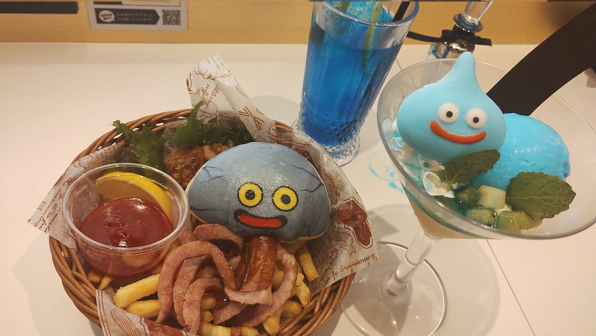 hmd_ai's tweet photo. ホイミスライムバーガーと
スライムプリンパフェ
いただくぞーう😋🍴 https://t.co/xMveqzQnoe