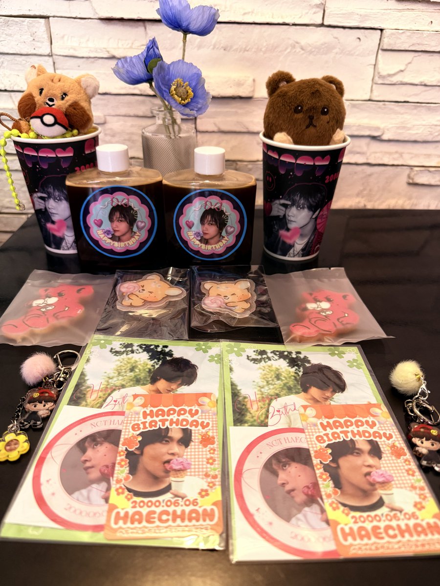 WF4KxdyX3H1dbtq's tweet photo. 2026ヘチャンセンイルカフェ巡り

@HaechanBd 
素敵なカフェイベント
ありがとうございます https://t.co/e0jNReNoEa