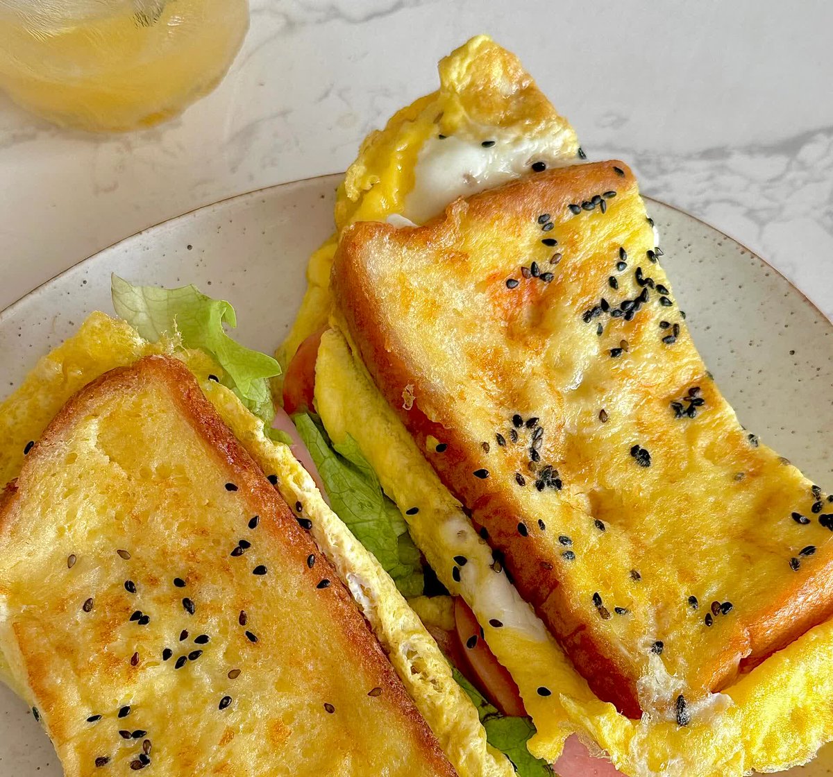 amaral_pin's tweet photo. Just made a warm avocado toast with a sprinkle of sea salt—simple, satisfying, and the perfect mid-afternoon pick-me-up , https://t.co/hUtLHS0VIz