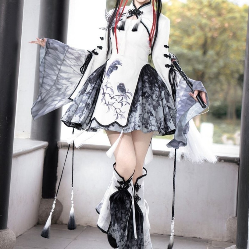 白磁に舞う墨花・振袖チャイナセットアップ♥