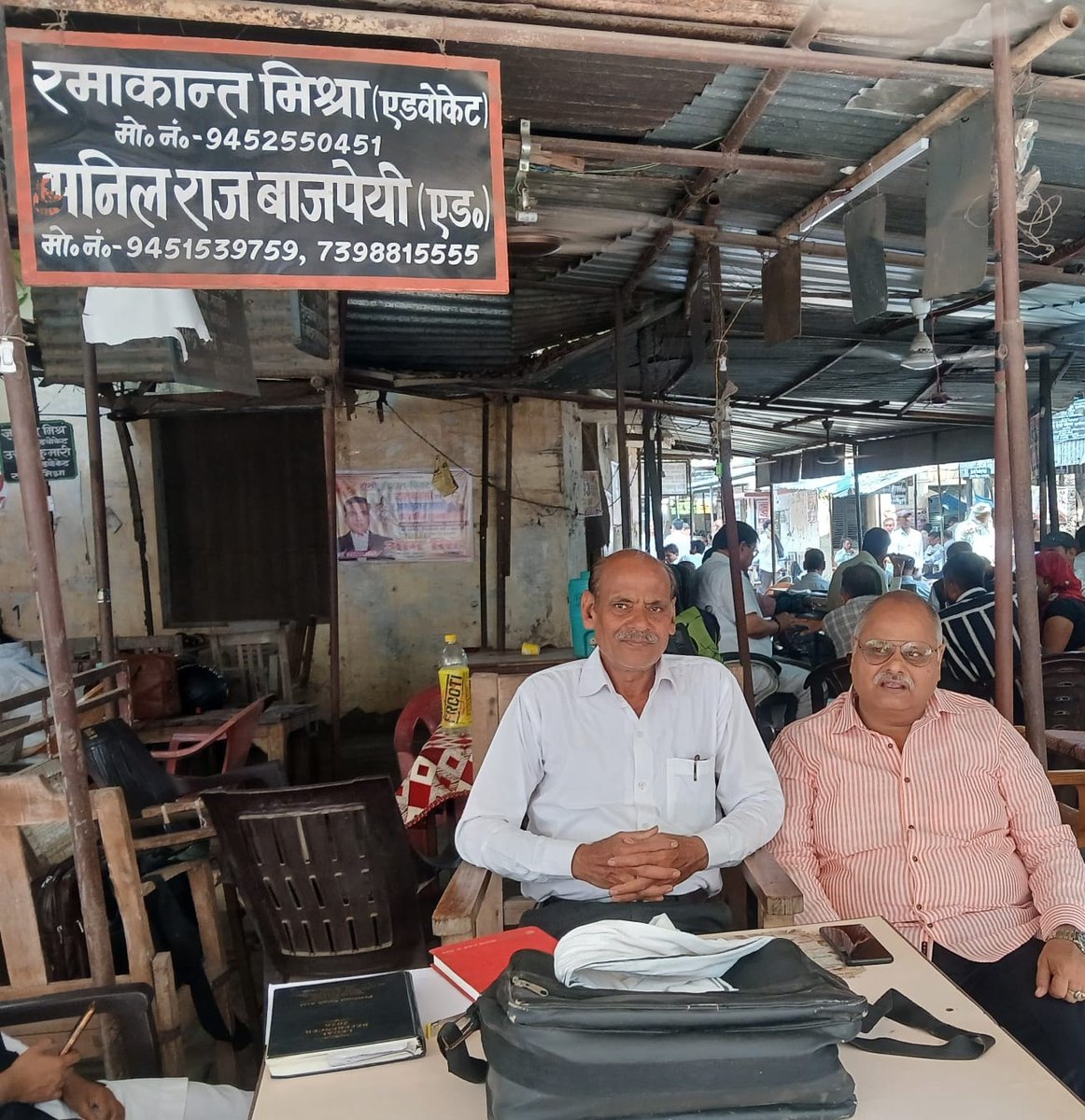 VineetMishra999's tweet photo. यशस्वी प्रधानमंत्री आदरणीय श्री @narendramodi जी की सरकार के गौरवमयी 12वर्ष पूर्ण होने पर #शाहजहाँपुर महानगर के प्रबुद्ध जनों के साथ सरकार द्वारा किए गए विभिन्न क्षेत्रों में विकास कार्यों को लेकर चर्चा हुई।
#12YearsOfModiGovt. @blsanthosh @idharampalsingh @santoshupbjp @BJP4UP https://t.co/lT1yv7g7i0