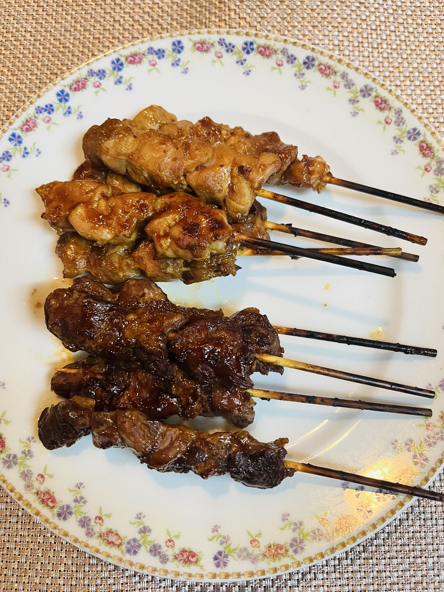 ZYAwRiL58PYPLOG's tweet photo. 豚ハラミ串と鶏モモ串 https://t.co/sear9OaZ3x
