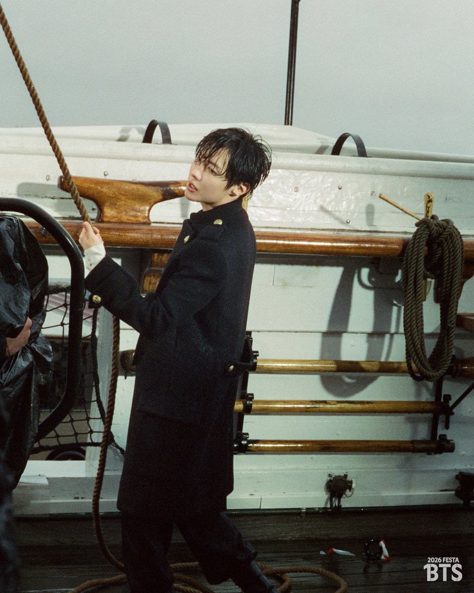 JHPOPBASE's tweet photo. BTS 13 Side Film  "#JHOPE PHOTOS"
#2026BTSFESTA https://t.co/NX6RfVPI8Z