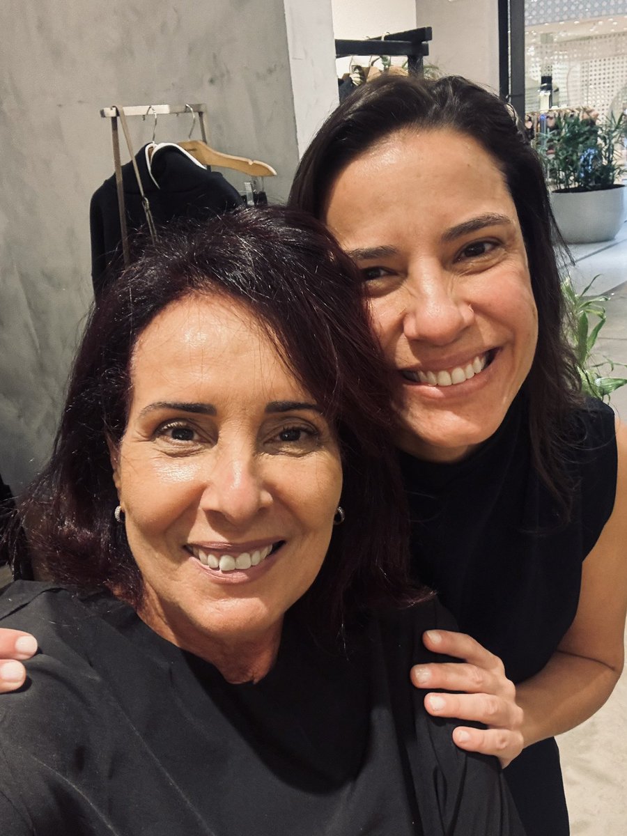 ASitonio's tweet photo. Minha governadora @raquellyra! https://t.co/otcPS1vADs