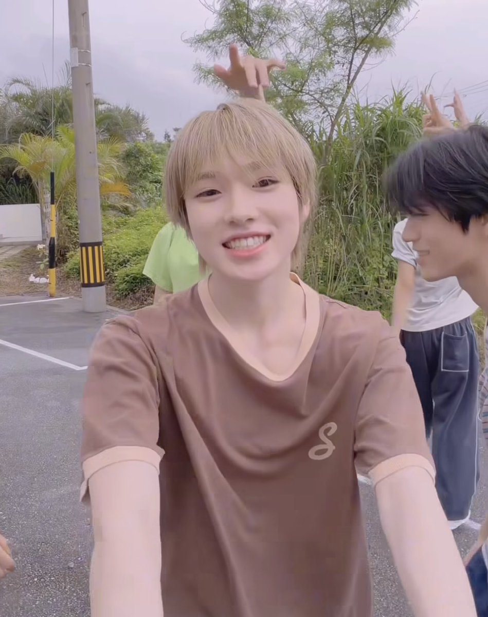 SakuyaStyle's tweet photo. 260608 NCTWISH Reels update 

👕 STUSSY
1990's USA Old Stussy Ringer T-Shirt

#SAKUYA #사쿠야 #サクヤ
#SAKUYASTYLE #엔시티위 https://t.co/6uyNoZEolw
