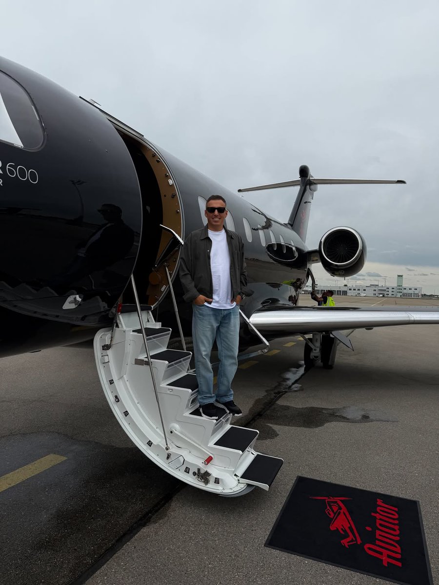 Strat_Rev's tweet photo. I accidentally bumped into spribe gaming (AVIATOR parent company)  co founders Shalva Bukia and Nika Lomia instagram profiles fellas are living large while their users are draining their savings https://t.co/cJddtxMrqJ