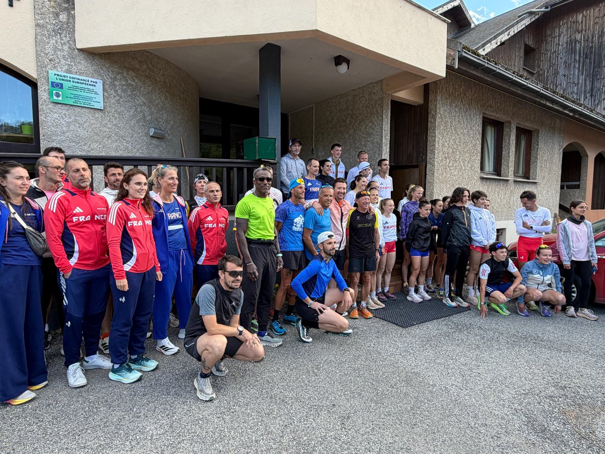 VilleBriancon's tweet photo. Avec 25 médailles remportées en 3 jours, les Français brillent aux championnats d'Europe de course en montagne qui se sont déroulés ce week-end en Slovénie🏃‍♀️🏔️🏃‍♂️

Certains étaient en stage à Briançon il y a quelques semaines afin de s’entraîner au mieux.

Bravos à eux ! https://t.co/LO1n1Z7Til