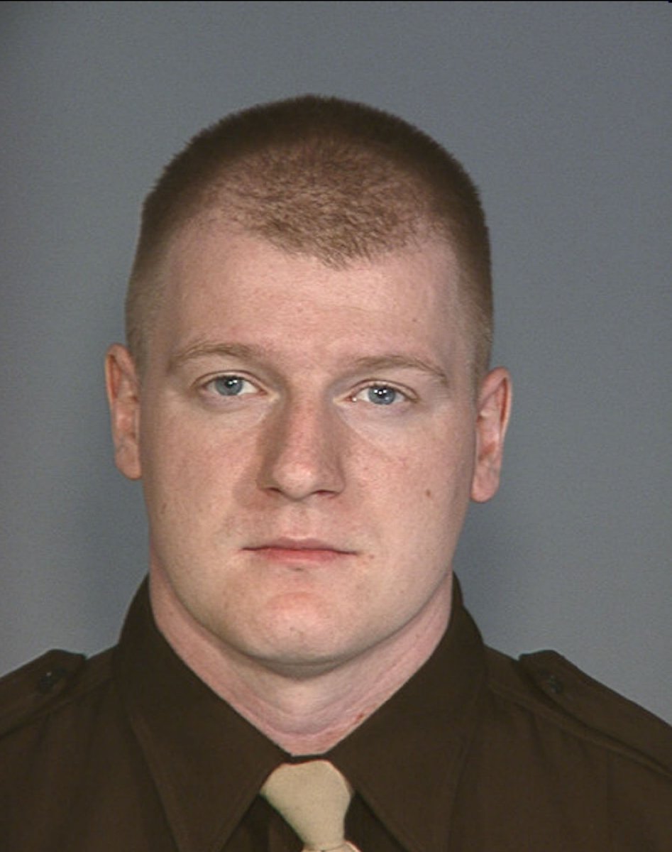 LVHonorGuard's tweet photo. EOW: Police Officer Igor Soldo
June 8, 2014

Officer Igor Soldo served the LVMPD with pride from 2006–2014. A Bosnia native, he became a Firearms Instructor and dedicated mentor. Killed in the line of duty alongside Officer Alyn R. Beck, his sacrifice will never be forgotten. https://t.co/ZZOUPSNMMm
