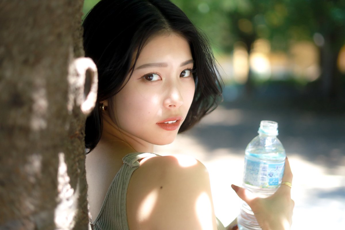 baggio1018f's tweet photo. Mariちゃん2周年おめでとう㊗️
@mari_PHOTOMO 

そして自分も衝撃的な出会いから今日でちょうど2年です✨
これからどんな大人の女性になっていくか楽しみです😆
初撮影の写真とともに📸 https://t.co/flLtGHHgup