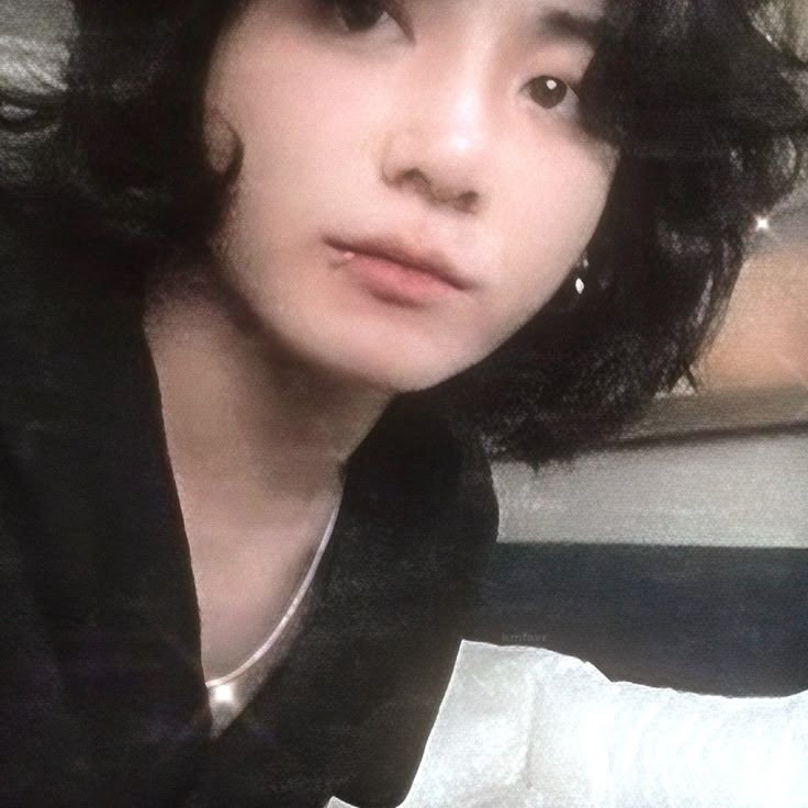 cerunika's tweet photo. //🔞

middle aged, unmated omega koo working a graveyard shift at a convenience store when a younger alpha tae walks in asking for cigarettes, jungkook looks up for a moment before going back to his phone, saying, "they are in the back aisle, pup" https://t.co/A5dNc9kzvZ