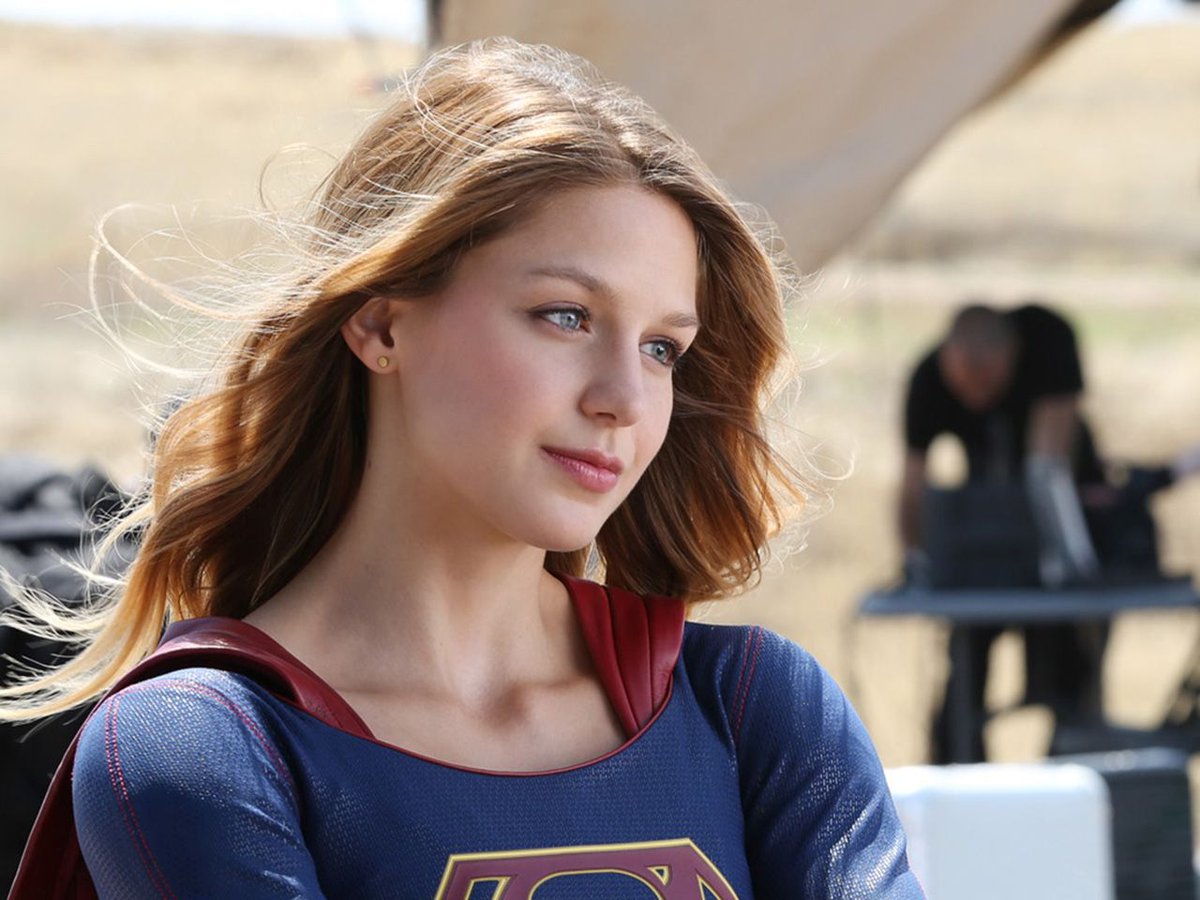 nikhil_exe9's tweet photo. Supergirl actresses will come and go but none will be as charming , beautiful and deserving as Melissa Benoist.. https://t.co/XuSPmUtxLP