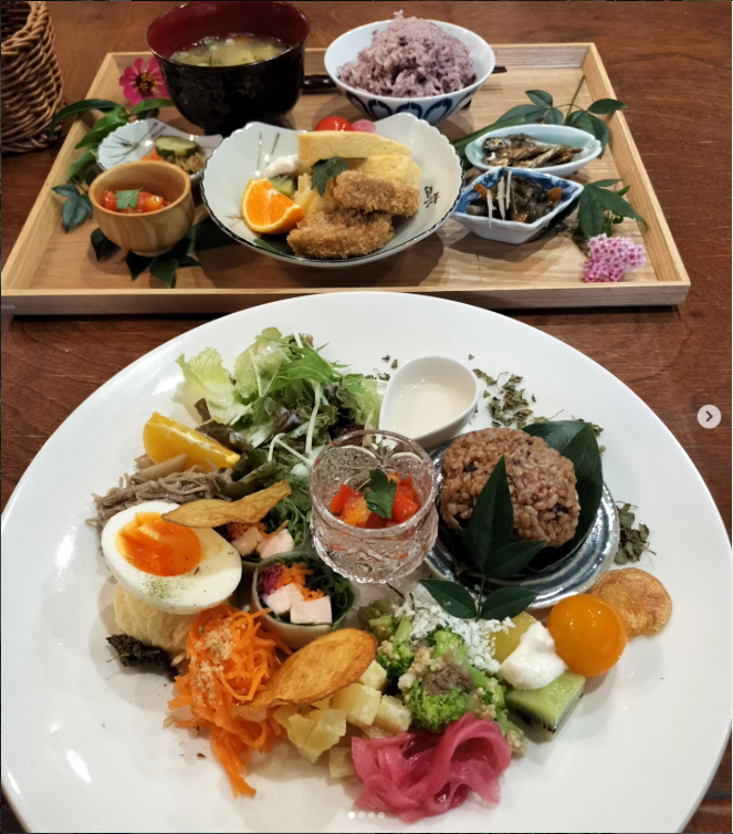 JohnpaulTi's tweet photo. #野草カフェ＆サウナ月と小屋
#ランチ
#菊池市
#熊本県 https://t.co/vj7vUrJ0z5