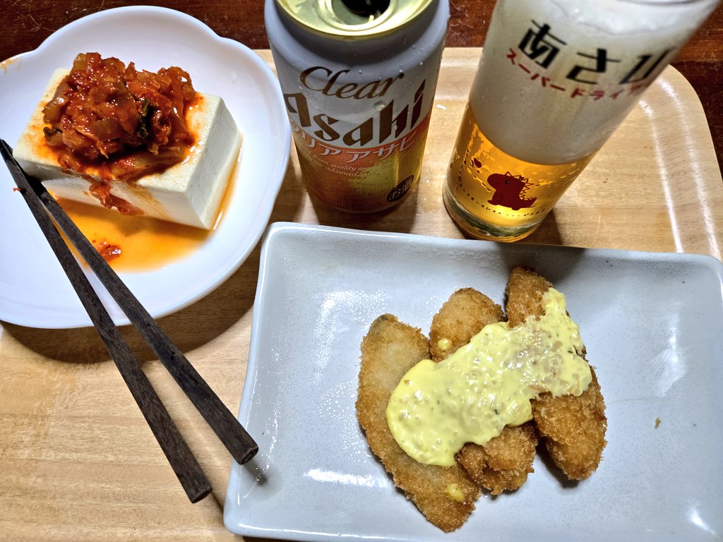 Y_3PO's tweet photo. 週末の疲れが抜けてない気がする😅
早いところ休みたい… https://t.co/WrMeKDdmCd
