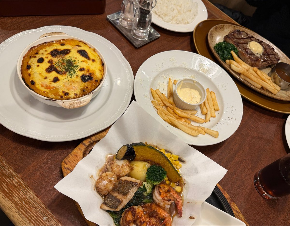uscardjp's tweet photo. 最近2名の師匠的と久々に会いました
1名はマイル&amp;ポイント
もう1名は航空券やホテルプログラム
初心にかえれた気がするので精進します！ https://t.co/4R4tjpV0DH
