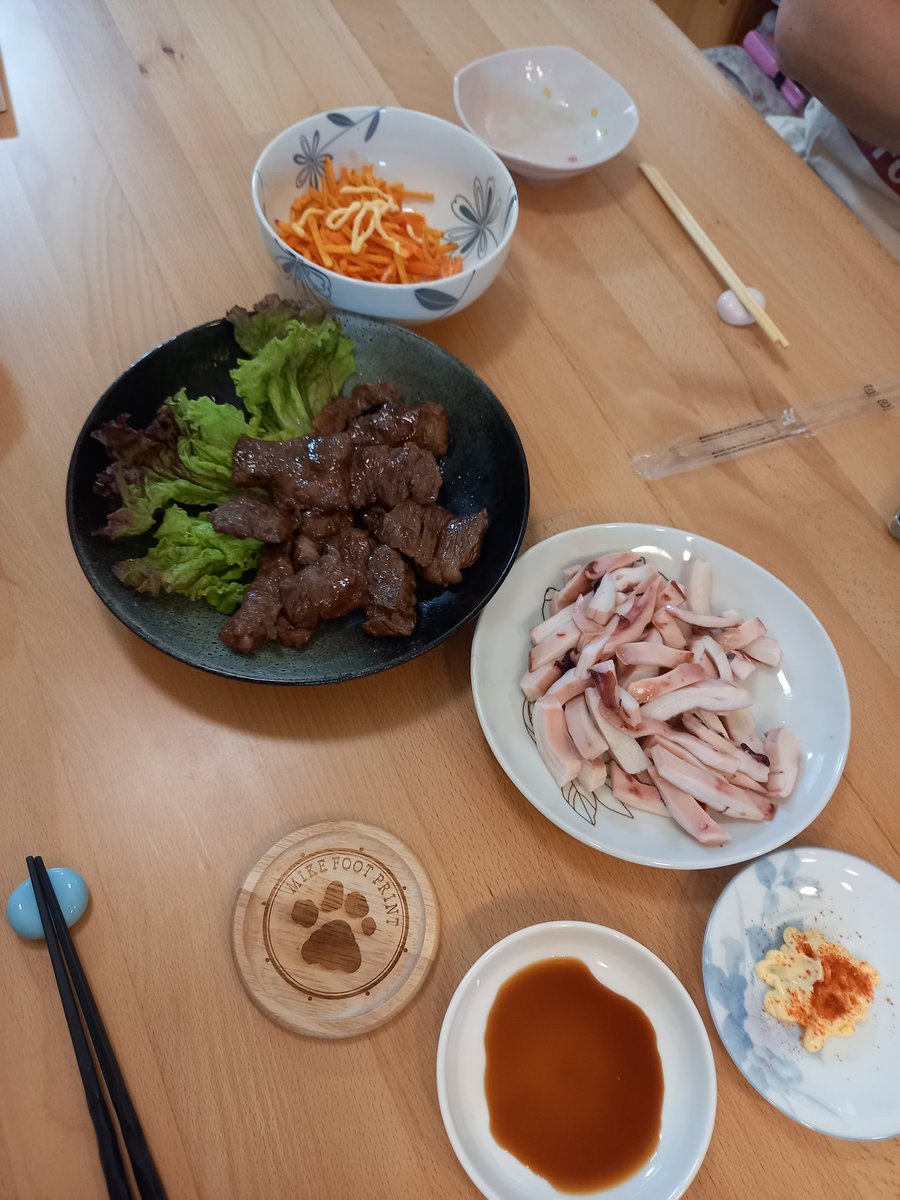 savnorth's tweet photo. 土曜日は会社後輩君来訪、いろいろ料理作りながら食べたり、呑んだりと充実した一日

今夜は定番のスープカレー、今夜は鶏肉ベース。
次はシーフードにしよう

そろそろ別のアレンジにもチャレンジしてみたい🎵

#晩ごはん #料理 #スープカレー #キジトラ https://t.co/KDPgrv1bzH