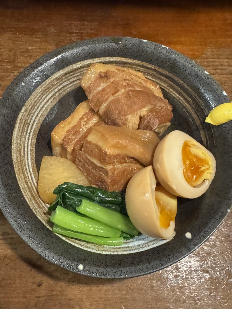 roycipher's tweet photo. 本日の夕食は沖縄料理
ミミガー、海葡萄、ゴーヤとジャコのサラダ、島ラッキョの天ぷら、ラフテーとさんぴん茶
43と普天間を思い出す😊 https://t.co/Etb70fEXgY
