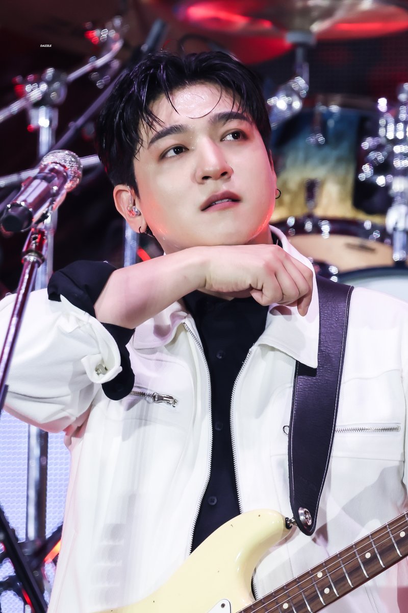 dazzle0907's tweet photo. 260517
#성진 #SUNGJIN #데이식스 #DAY6 https://t.co/utC4AfPEWm