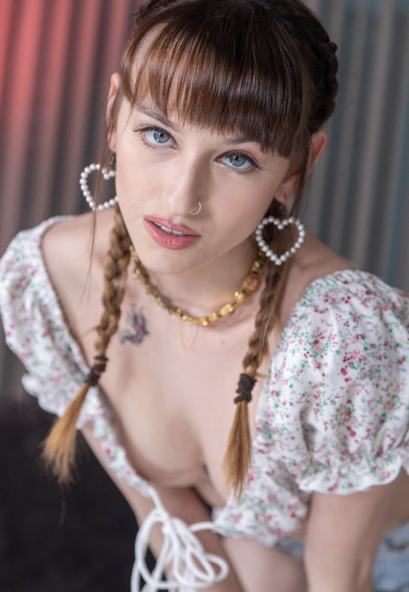 dfredericksns's tweet photo. @XPornHub66x Lana Smalls https://t.co/m76iys5gSd