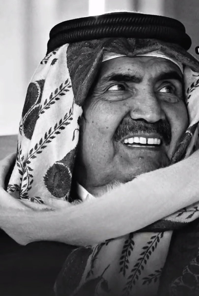 mohsinQtr's tweet photo. في صفحات المجد تُكتب أسماء الرجال العظماء بحروفٍ من نور، ويظل أثرهم شاهدًا على ما قدموه لوطنهم وأمتهم 

ويأتي الأمير الوالد الشيخ حمد بن خليفة آل ثاني في مقدمة تلك القامات التي صنعت نهضةً راسخة، ورسمت ملامح مستقبلٍ مشرقٍ لوطنٍ يعتز بقيادته وتاريخه …..💕

لقد كان للعطاء بصمته، وللحكمة أثرها، وللرؤية الثاقبة دورها في بناء الإنجازات التي يفتخر بها الجميع ، وما زالت سيرته مصدر إلهامٍ للأجيال، ونموذجًا في الإخلاص والعمل من أجل رفعة الوطن وازدهاره ….💕

نسأل الله تعالى أن يمده بموفور الصحة والعافية، وأن يلبسه ثوب العافية الدائم، ويحفظه بحفظه، ويبارك في عمره، ويجزيه خير الجزاء على ما قدم من جهودٍ عظيمة وإنجازاتٍ خالدة لدوله قطر وشعبها ..

حفظ الله الأمير الوالد، وأدام عليه نعمة الصحة والعافية، وجعل أيامه عامرةً بالخير والطمأنينة..💕🙏🏻
