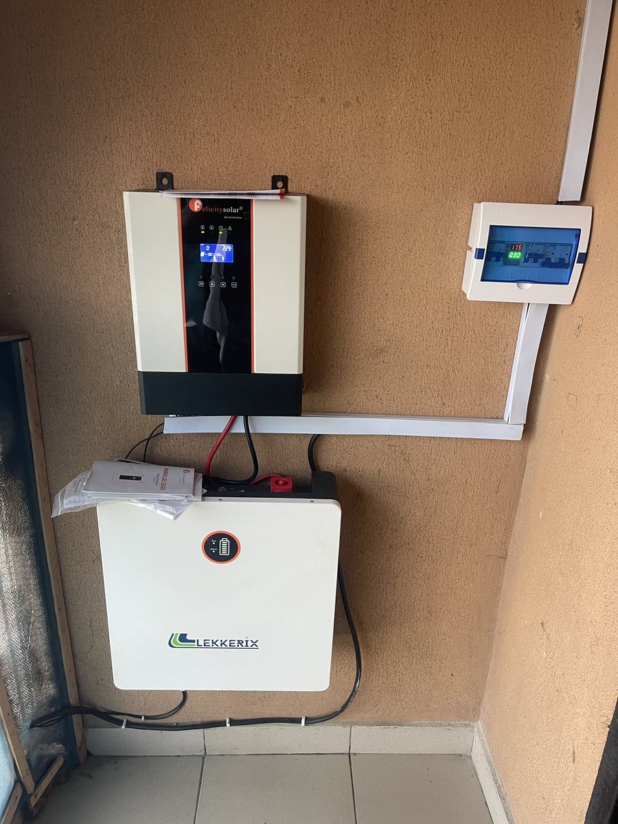 acunongservices's tweet photo. Rate this set up 

5KVA/5KWH solar system 

Done by us!!! https://t.co/1KsUgFVq8s