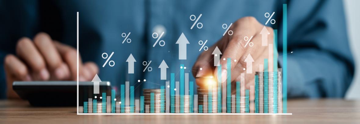 wadeabed's tweet photo. Strong jobs report adds to rate discussion https://t.co/TbY5eyFndA https://t.co/w6NGbfiYul
