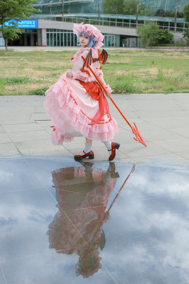 AI_S2___'s tweet photo. 레밀리아 스칼렛 💔

#東方Project #TouhouProject #レミリアスカーレット #RemiliaScarlet #コスプレ #cosplay https://t.co/qaureNMWpm