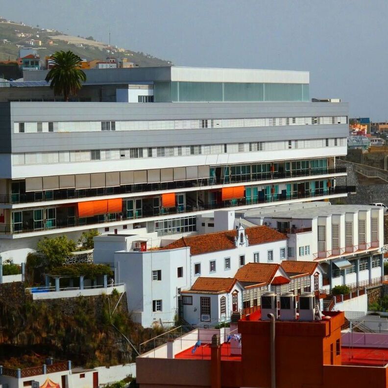 eplapalma's tweet photo. MUNICIPIOS | Santa Cruz de La Palma pagará 90.000 euros a un colegio concertado por utilizar parte de sus instalaciones.

🔗 https://t.co/o4kGwT3m1b

#LaPalma #SantaCruzdeLaPalma #educaciónconcertada https://t.co/uiWvBqlESQ