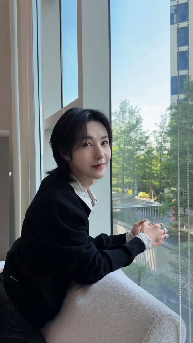 SOM_3to3's tweet photo. 이거 너무... #런사연애 https://t.co/HGhQUDCc4j