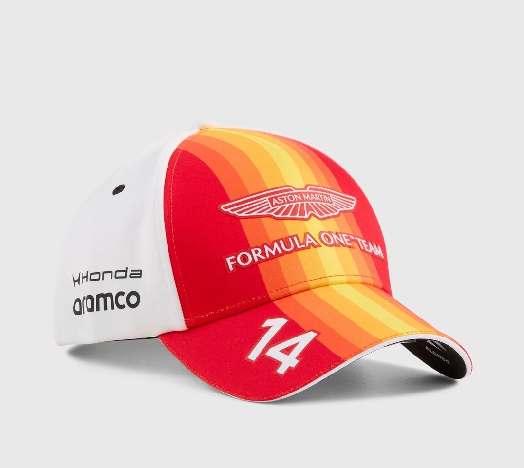 KrisOnTrack's tweet photo. Why is the Spain merch this year actually kinda nice?? I might have to actually consider buying https://t.co/eB6VNDp6nz