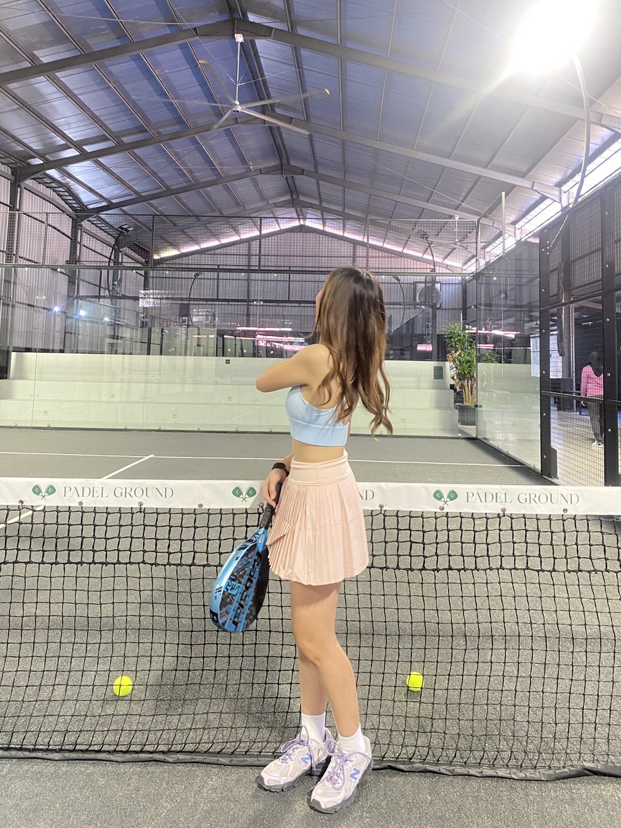 beatrixoxz's tweet photo. lagi gila” padel https://t.co/nT7e6ANTGw