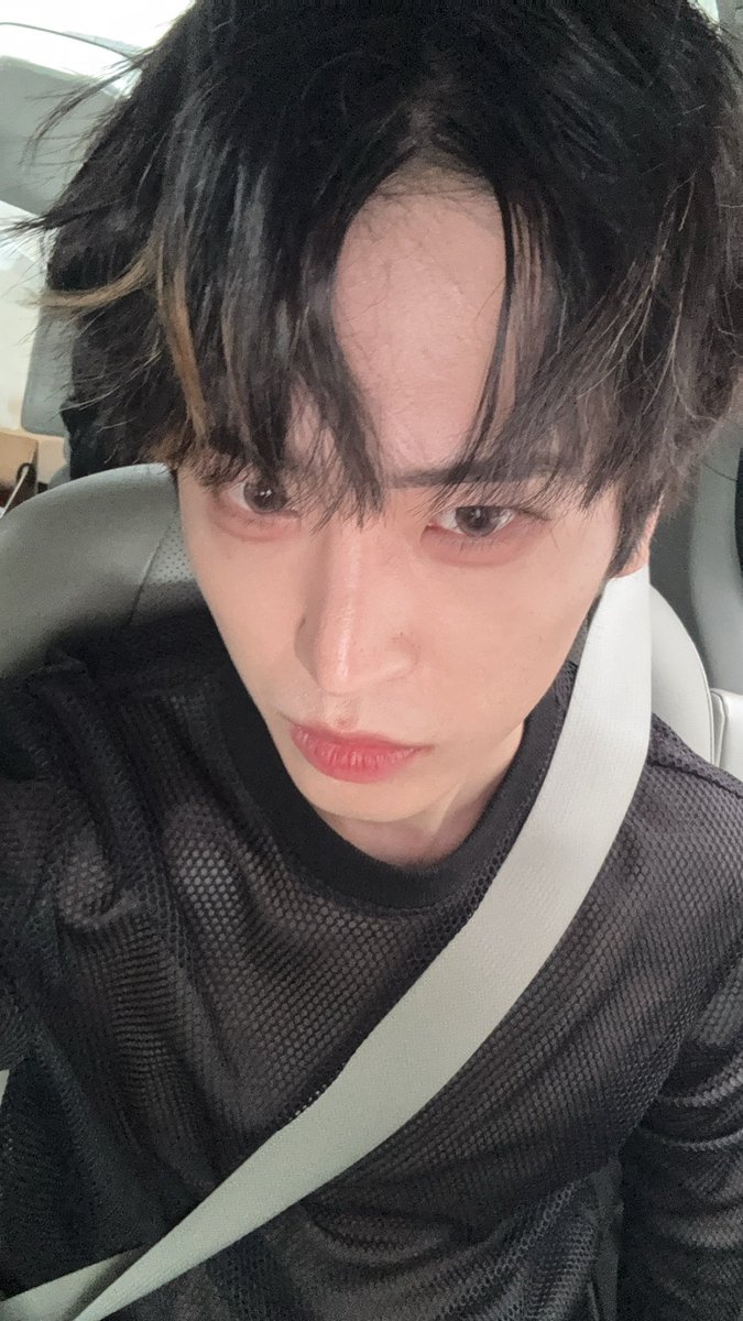 nchiveofficial's tweet photo. [#이안]

마 되긋나

#NCV #NCHIVE #엔카이브 
#이안 https://t.co/D2L9tDEjaA