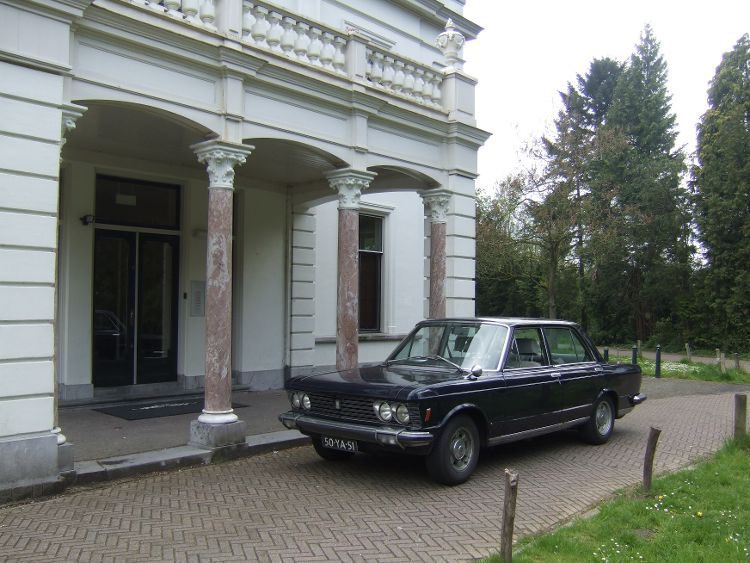 AdSnuit's tweet photo. @HertogHenkII Niet precies dezelfde redenen, wel te vroeg verkocht door geldgebrek…. https://t.co/Ym0XpK0rAx