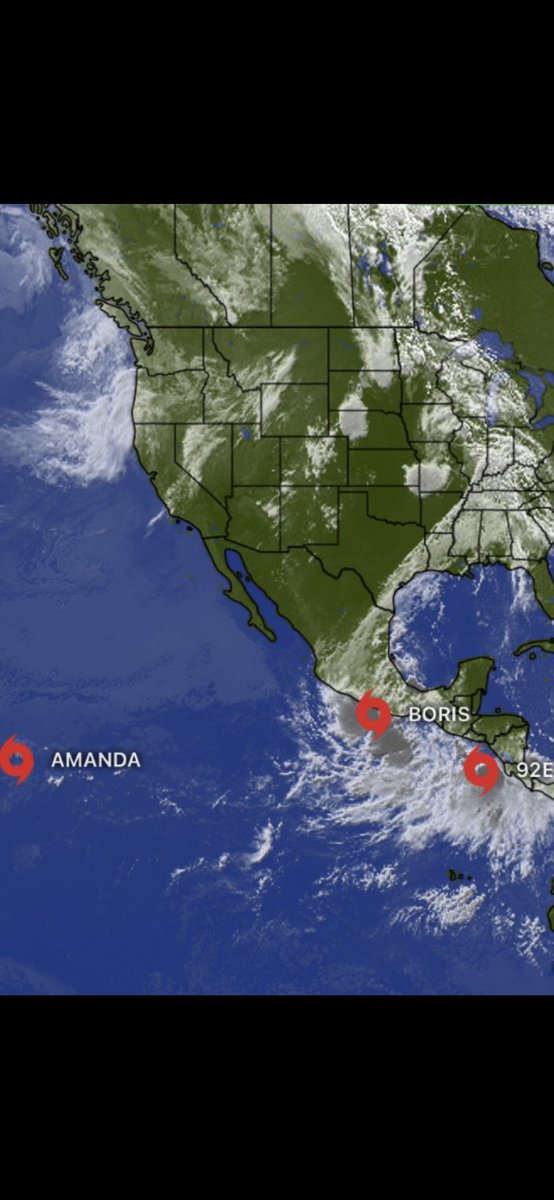 4lightforce's tweet photo. Right on cue, the Pacific hurricane factory https://t.co/wsLxI0kiK5
